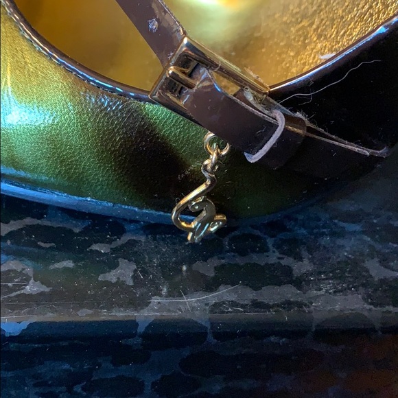 Heels - Picture 4 of 7